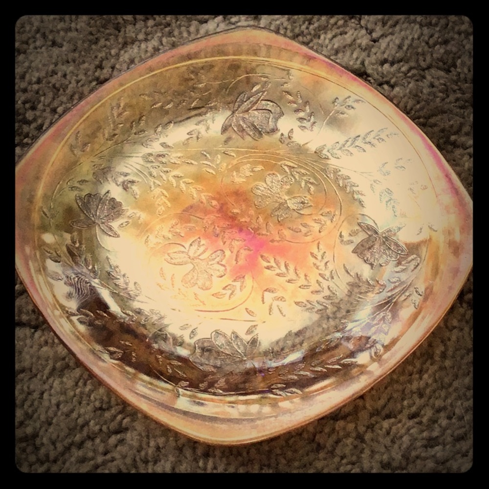 Beautiful Golden Cranberry Serving Plate. Vintage.